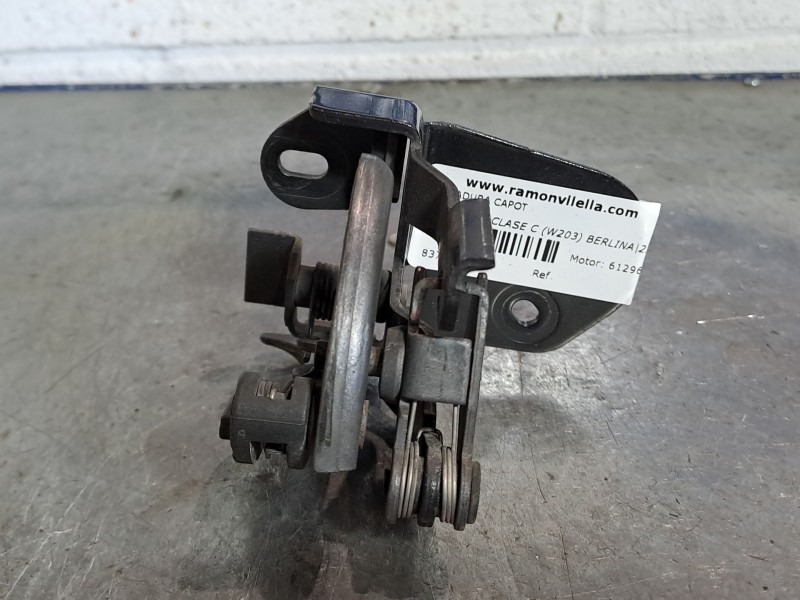 Recambio de cerradura capot para mercedes clase c (w203) berlina 2.7 cdi 20v cat referencia OEM IAM   