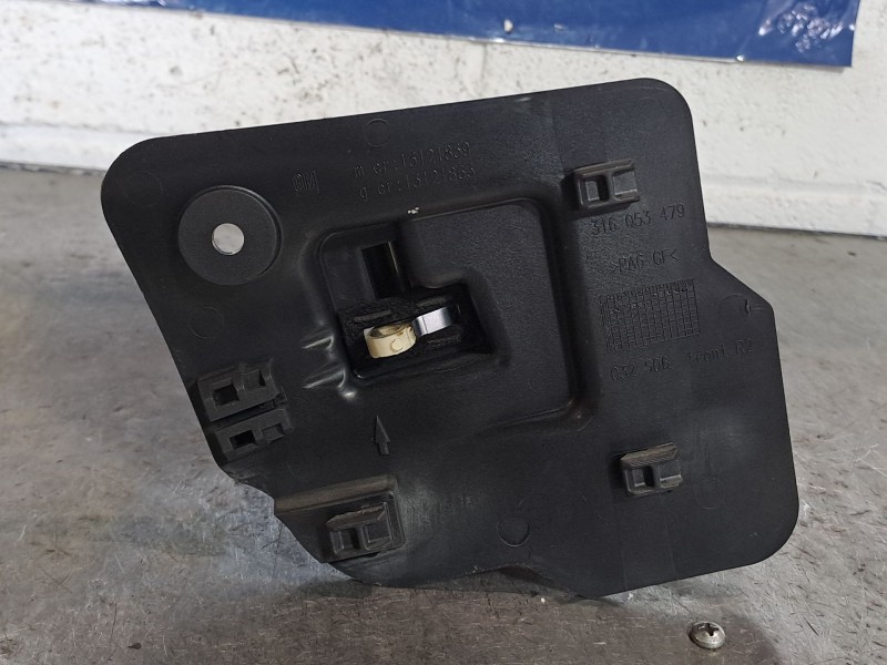 Recambio de maneta interior delantera derecha para opel meriva referencia OEM IAM   