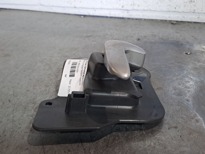 Recambio de maneta interior trasera derecha para opel meriva referencia OEM IAM   