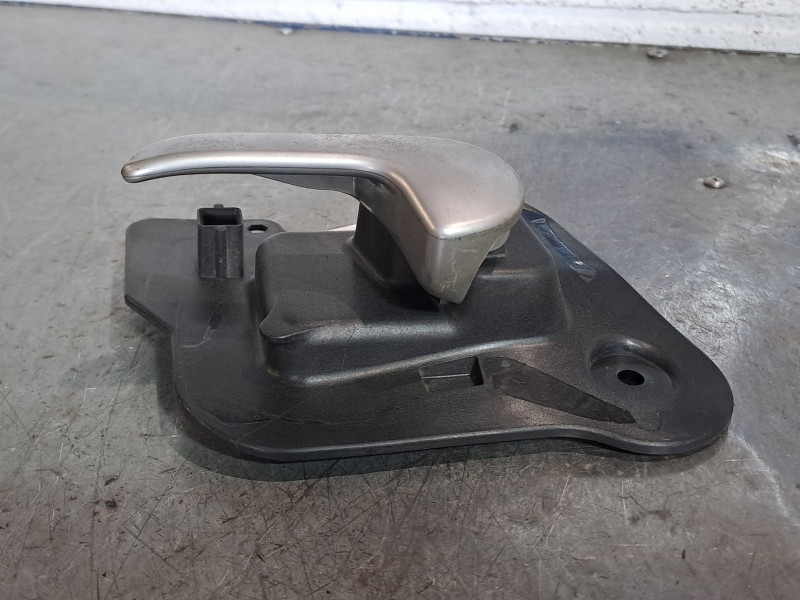 Recambio de maneta interior trasera derecha para opel meriva referencia OEM IAM   