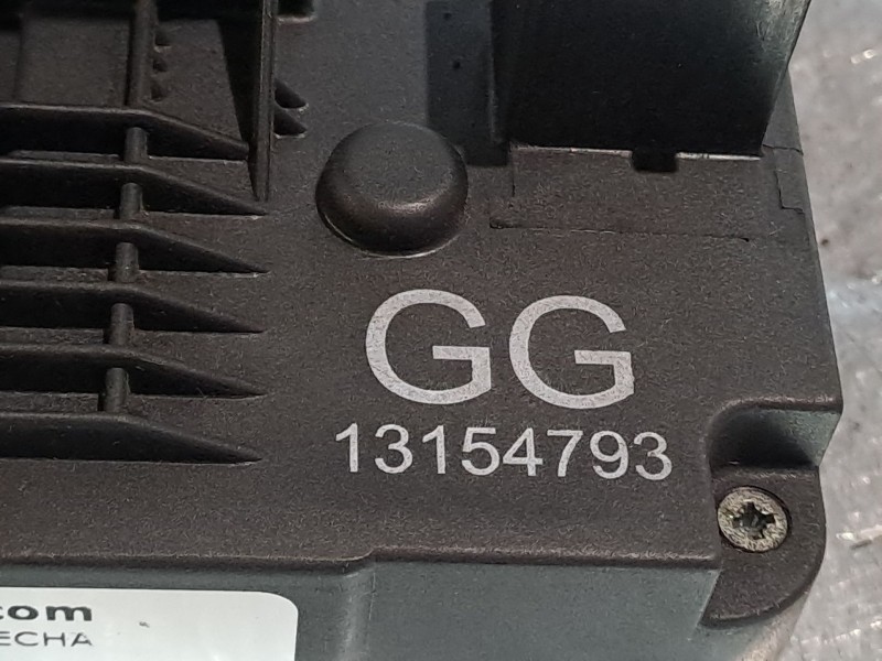 Recambio de cerradura puerta trasera derecha para opel meriva referencia OEM IAM 13154793  