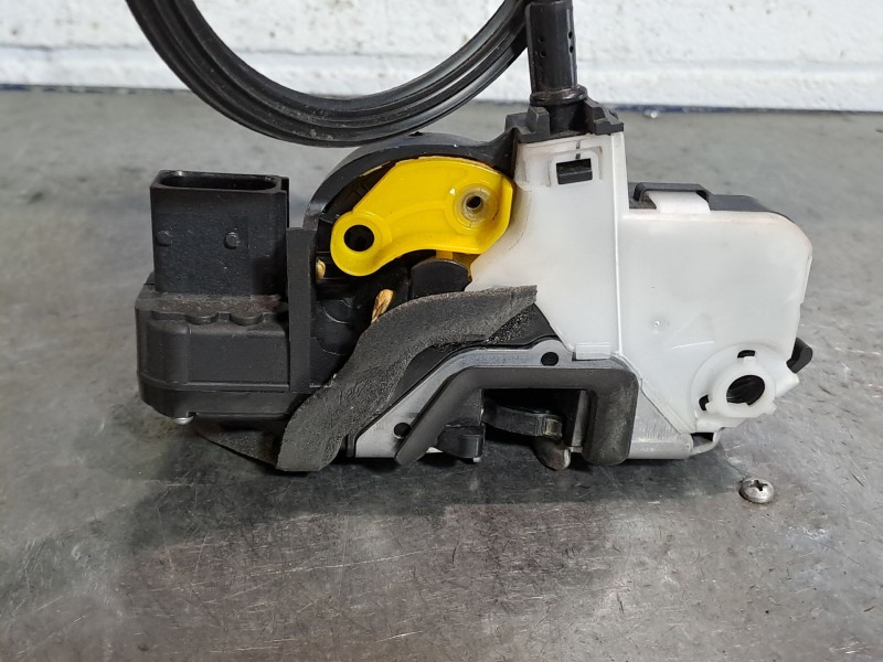 Recambio de cerradura puerta delantera izquierda para opel insignia berlina expression referencia OEM IAM   