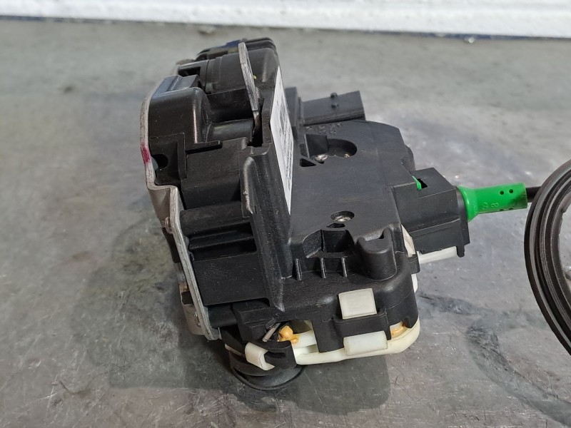 Recambio de cerradura puerta trasera derecha para opel insignia berlina expression referencia OEM IAM   