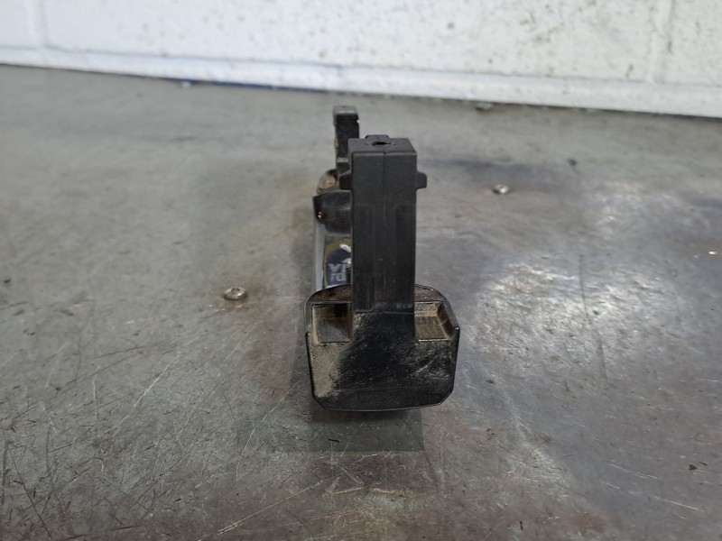 Recambio de maneta exterior delantera derecha para opel insignia berlina expression referencia OEM IAM   