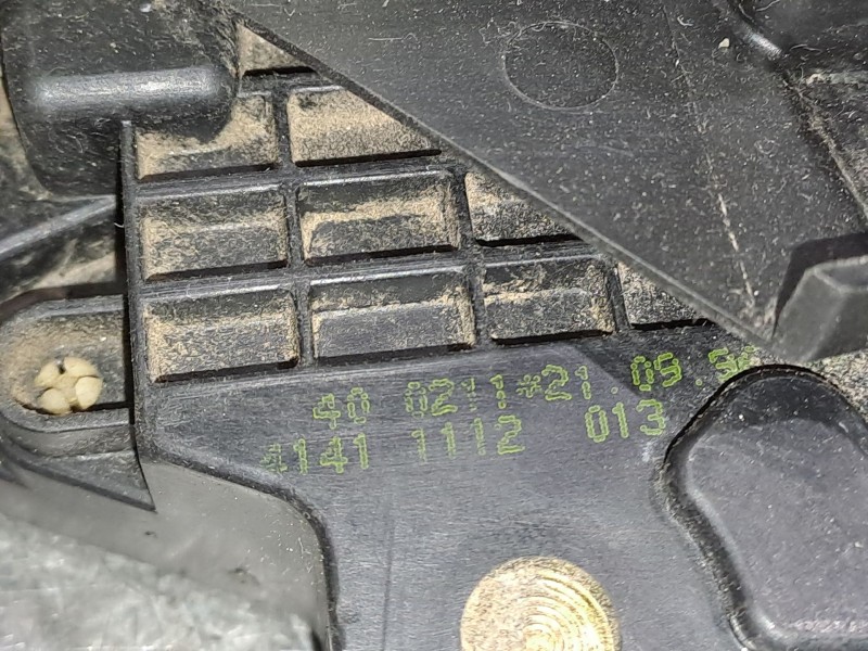 Recambio de cerradura puerta delantera izquierda para mercedes clase e (w210) berlina referencia OEM IAM 41411112013  