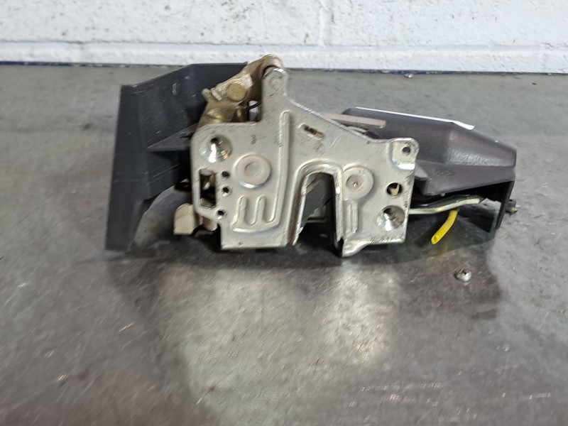 Recambio de cerradura puerta trasera derecha para mercedes clase e (w210) berlina referencia OEM IAM   