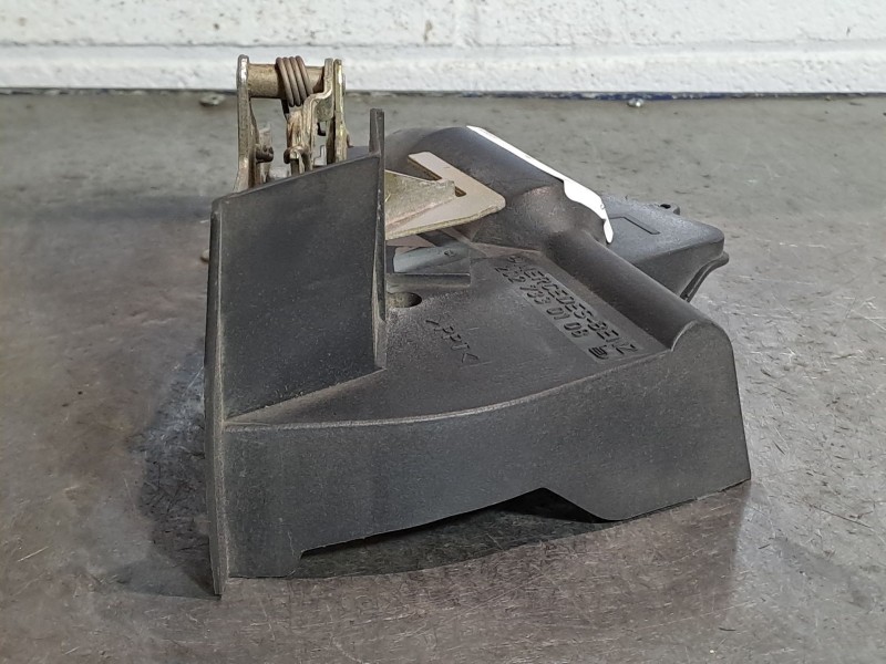 Recambio de cerradura puerta trasera izquierda para mercedes clase e (w210) berlina referencia OEM IAM 2027300535 2027330108 