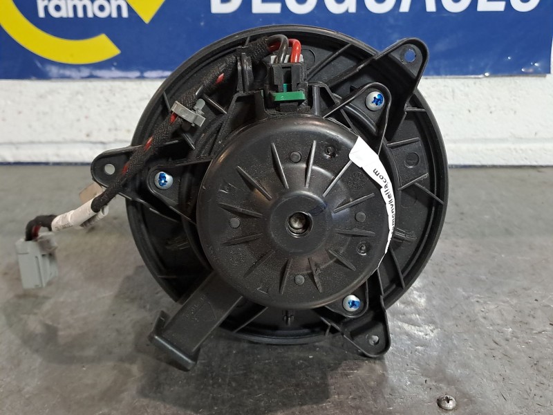 Recambio de motor calefaccion para opel insignia berlina expression referencia OEM IAM   