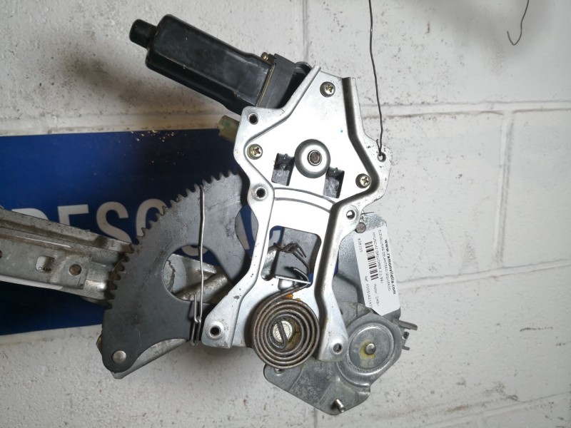 Recambio de elevalunas delantero izquierdo para hyundai galloper i 2.5 td intercooler referencia OEM IAM F00S1A2143526 HR805980 