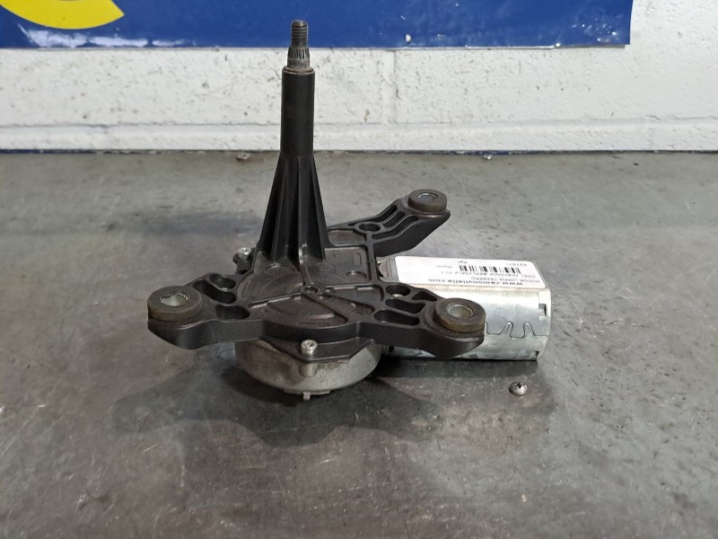 Recambio de motor limpia trasero para opel insignia berlina expression referencia OEM IAM 13269910  