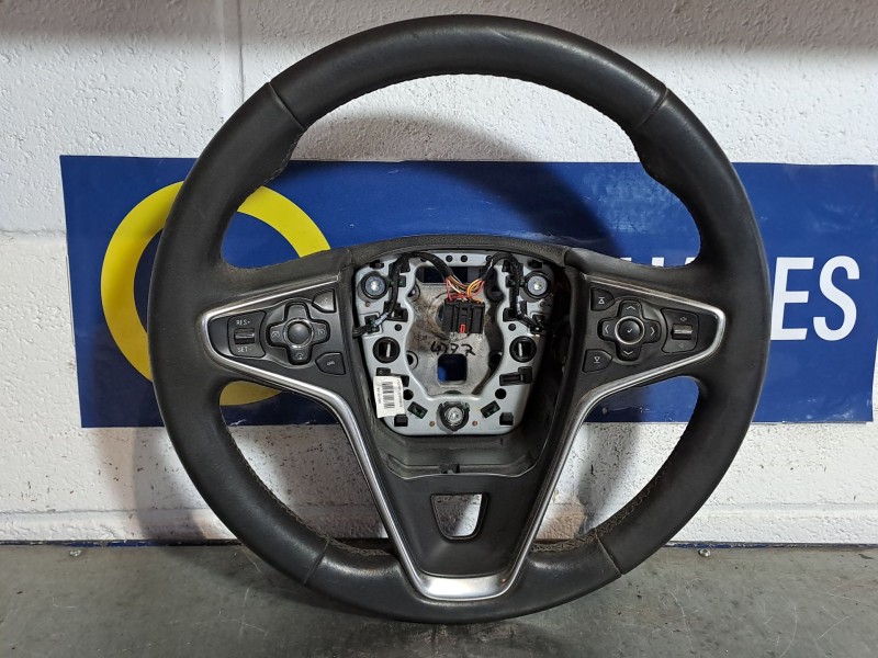Recambio de volante para opel insignia berlina expression referencia OEM IAM   
