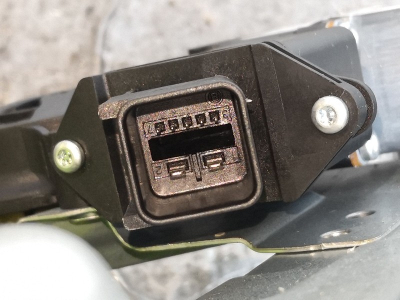 Recambio de elevalunas trasero derecho para opel insignia berlina expression referencia OEM IAM   