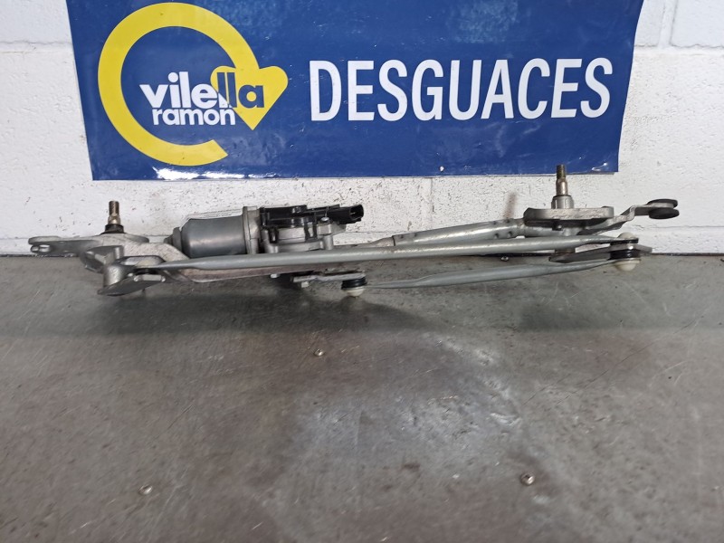 Recambio de motor limpia delantero para opel insignia berlina expression referencia OEM IAM   