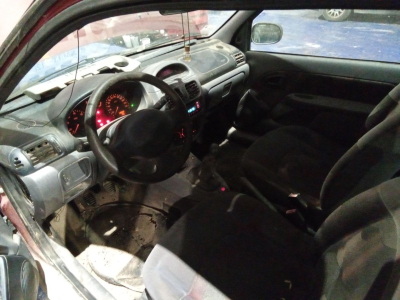 renault clio ii fase i (b/cbo) del año 2001