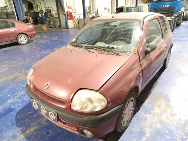 renault clio ii fase i (b/cbo) del año 2001