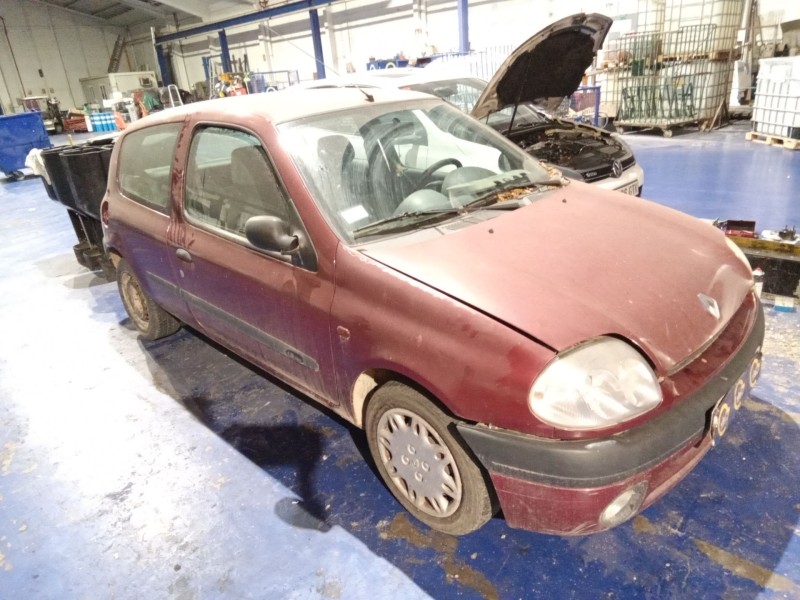 renault clio ii fase i (b/cbo) del año 2001