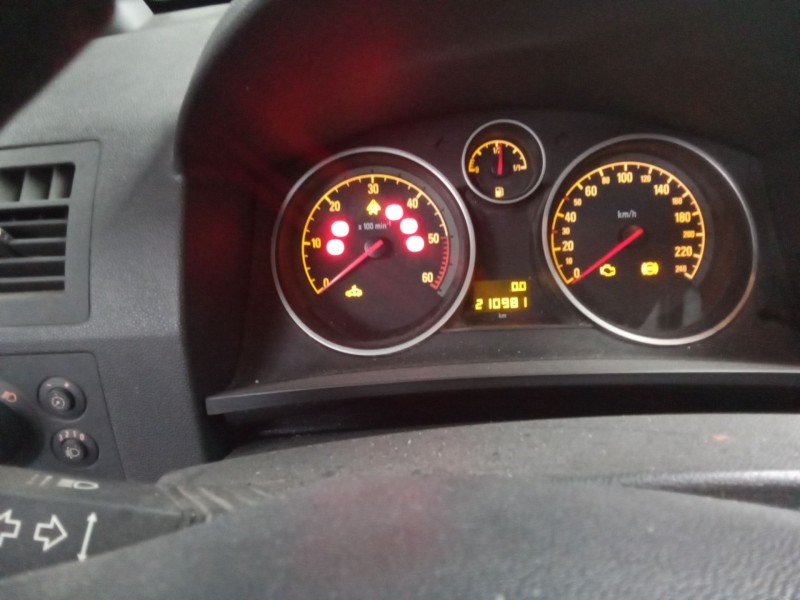 opel zafira b  | 0.05 - ... del año 2010