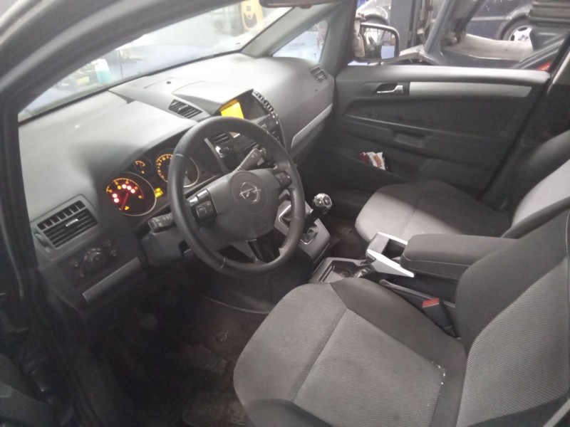 opel zafira b  | 0.05 - ... del año 2010