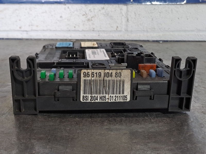 Recambio de centralita bsi para citroen c4 coupe 1.4 16v referencia OEM IAM BSI2004H05  