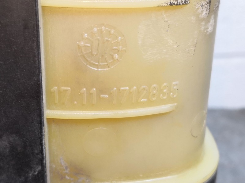 Recambio de radiador agua para bmw serie 3 325i referencia OEM IAM 17111712835  