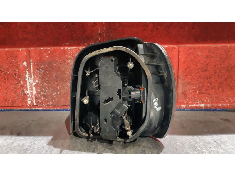 Recambio de piloto trasero izquierdo para volkswagen polo berlina (6n1) básico | 09.94 - ... básico | 09.94 - ... referencia OEM