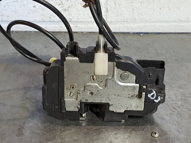 Recambio de cerradura puerta delantera izquierda para nissan micra (k12e)  | 0.02 - ...  | 0.02 - ... referencia OEM IAM   