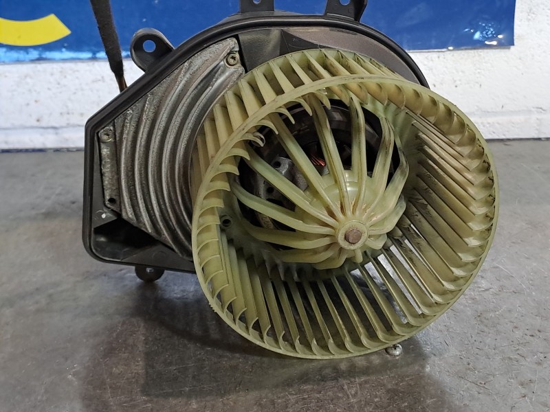 Recambio de motor calefaccion para skoda superb (3u4) 1.9 tdi referencia OEM IAM 740221233F  