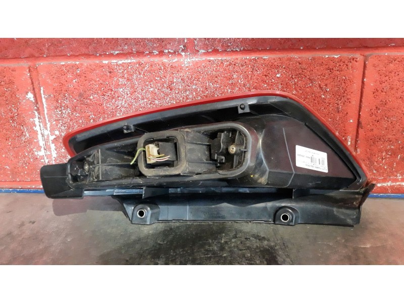 Recambio de piloto trasero izquierdo para fiat punto 1.3 multijet 16v 90 dynamic referencia OEM IAM   