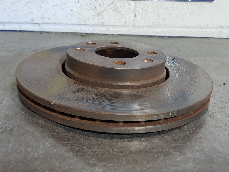 Recambio de disco freno delantero para nissan micra (k12e)  | 0.02 - ...  | 0.02 - ... referencia OEM IAM   