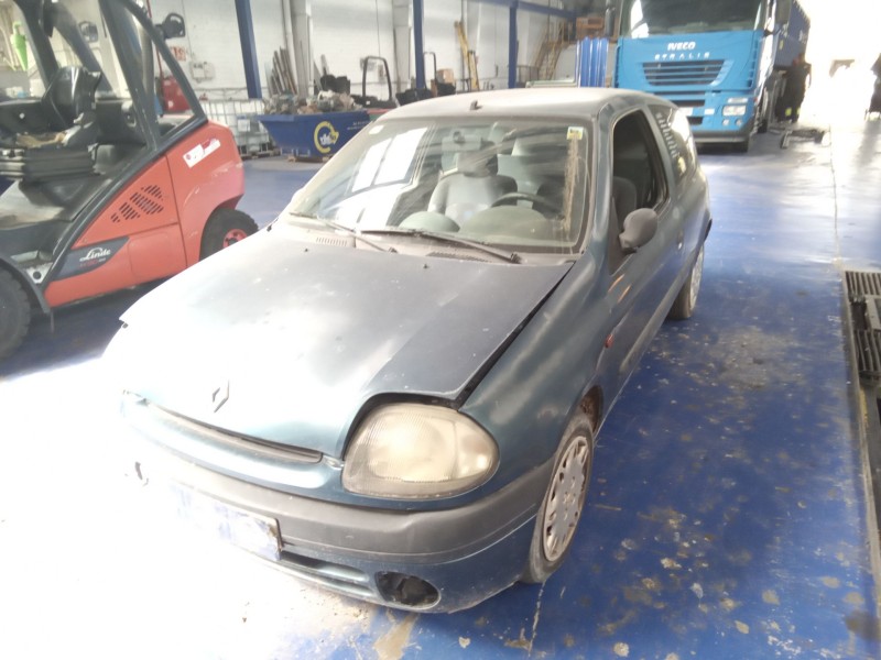renault clio alize 1.2 del año 2000