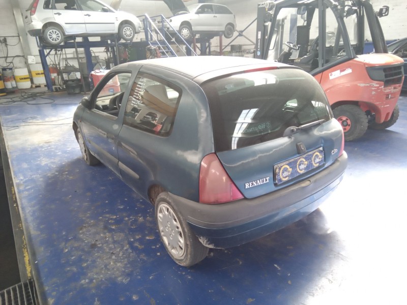 renault clio alize 1.2 del año 2000