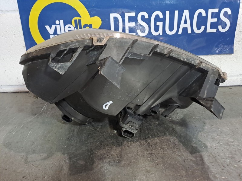 Recambio de faro derecho para renault clio ii fase i (b/cbo) 1.2 referencia OEM IAM   