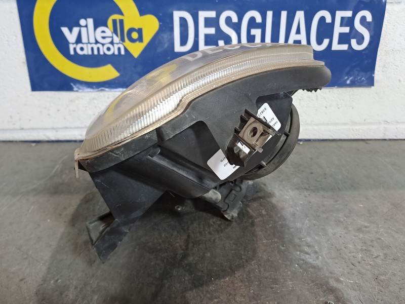 Recambio de faro derecho para renault clio ii fase i (b/cbo) 1.2 referencia OEM IAM   