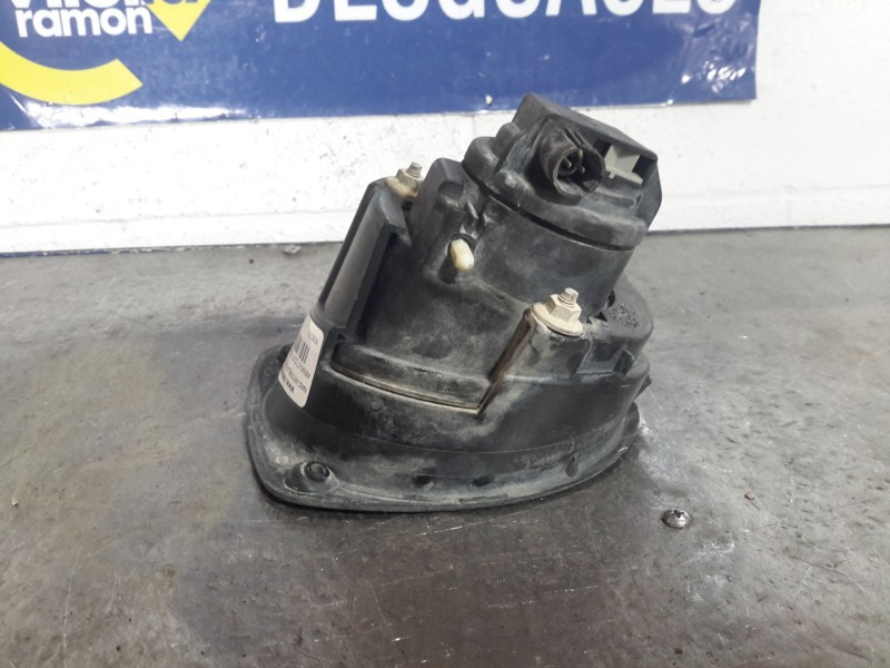 Recambio de faro antiniebla derecho para renault clio ii fase i (b/cbo) 1.2 referencia OEM IAM   