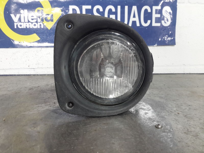 Recambio de faro antiniebla izquierdo para renault clio ii fase i (b/cbo) 1.2 referencia OEM IAM   