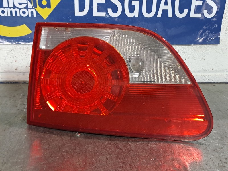 Recambio de piloto porton derecho para seat altea xl (5p5) stylance / style referencia OEM IAM   