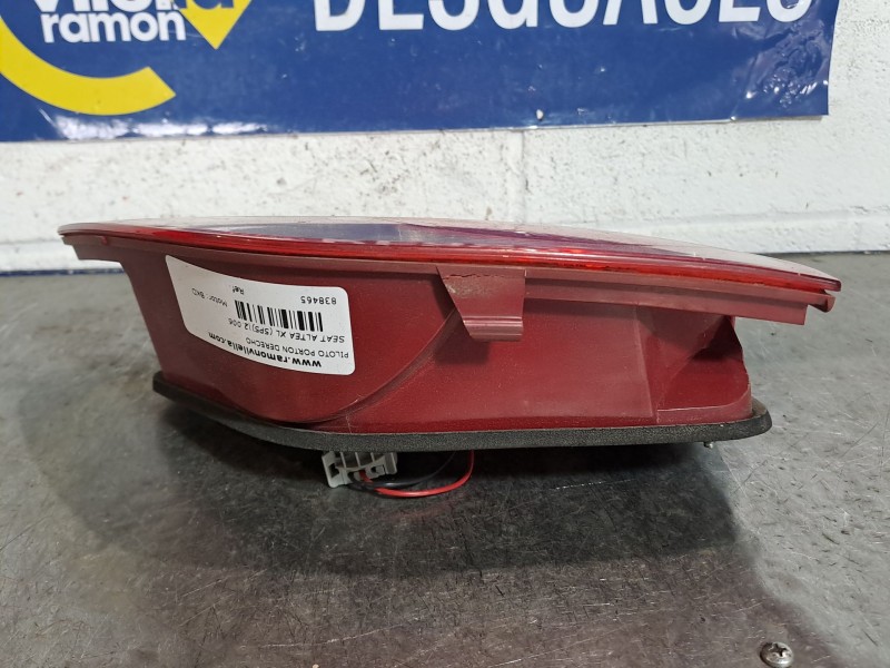 Recambio de piloto porton derecho para seat altea xl (5p5) stylance / style referencia OEM IAM   