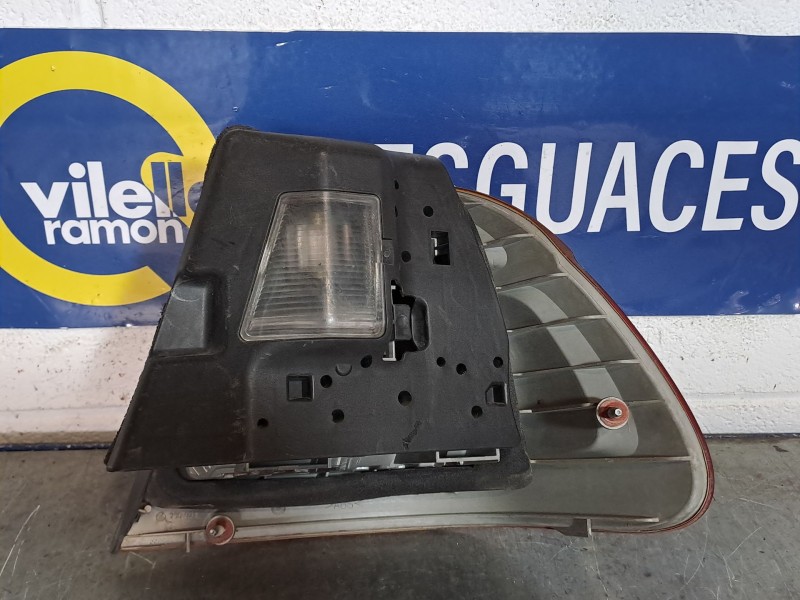 Recambio de piloto trasero izquierdo para bmw serie 3 berlina (e46) referencia OEM IAM   