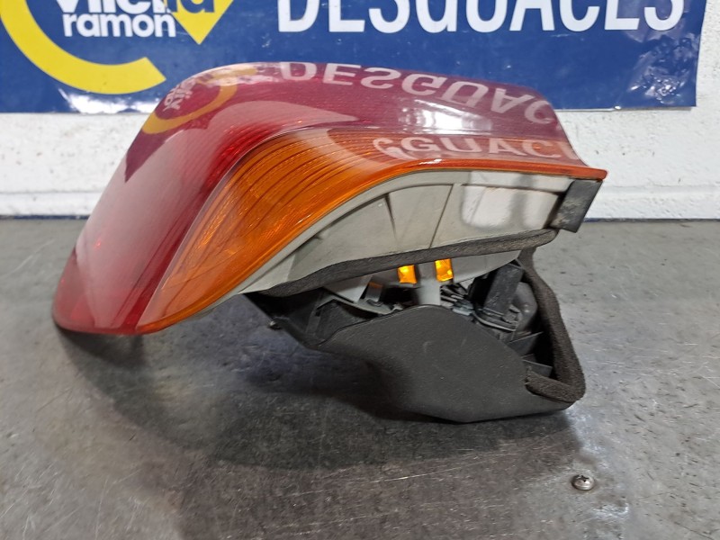 Recambio de piloto trasero derecho para bmw serie 3 berlina (e46) referencia OEM IAM   