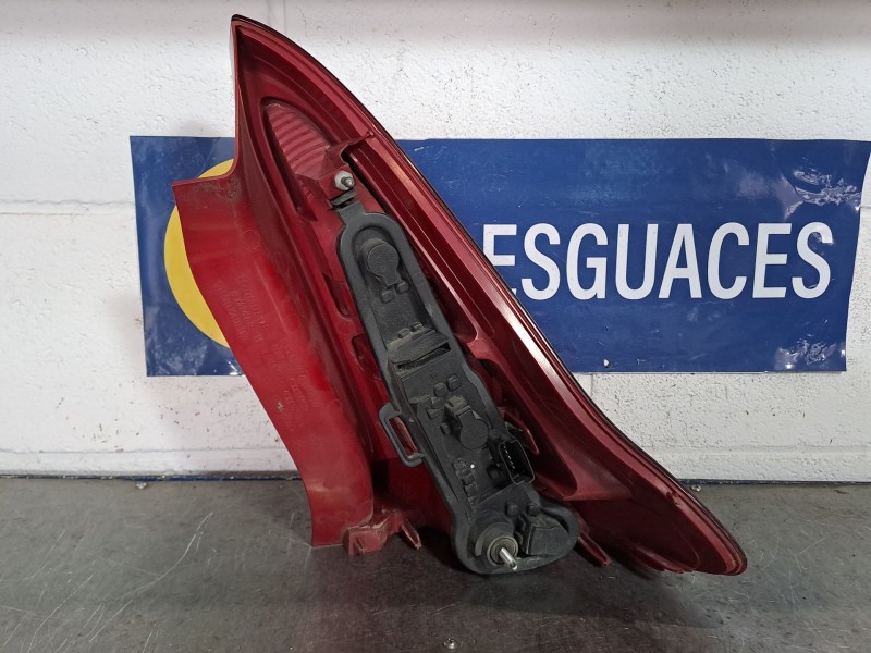 Recambio de piloto trasero izquierdo para citroen c4 coupe 1.4 16v referencia OEM IAM   