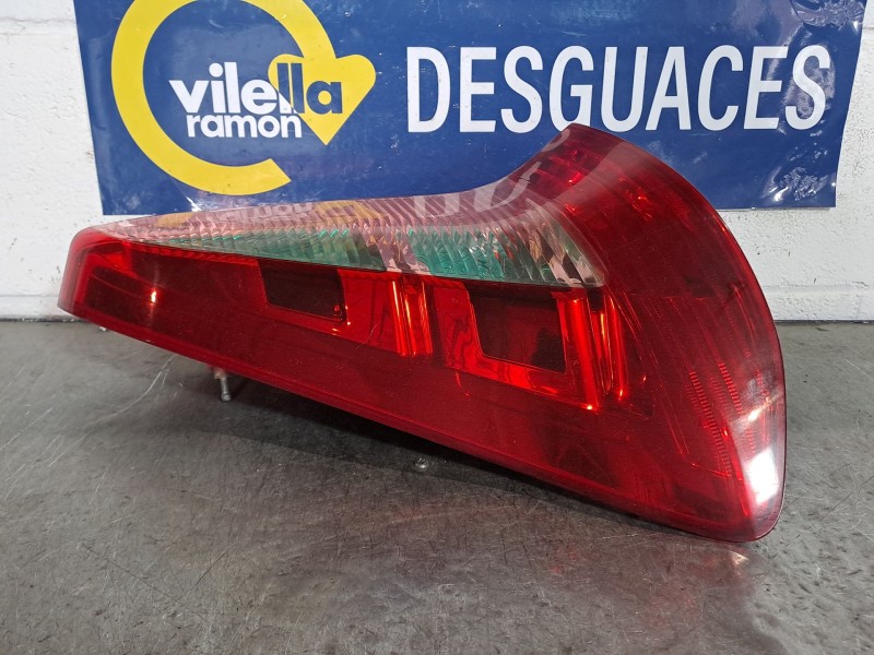 Recambio de piloto trasero izquierdo para citroen c4 coupe 1.4 16v referencia OEM IAM   