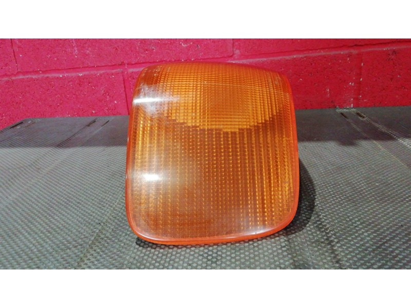 Recambio de piloto trasero derecho para audi 100 100 2.3 referencia OEM IAM    Recambio de piloto trasero derecho para audi 100 100 2.3 referencia OEM IAM