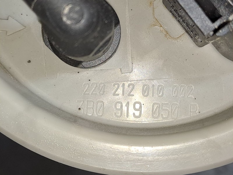 Recambio de aforador para skoda superb (3u4) 1.9 tdi referencia OEM IAM   