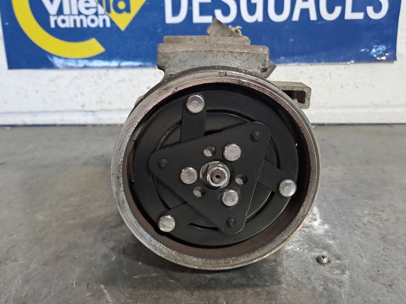 Recambio de compresor aire acondicionado para renault modus referencia OEM IAM 8200866437R  