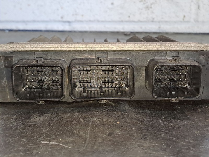 Recambio de centralita motor uce para renault modus referencia OEM IAM 8200911560  