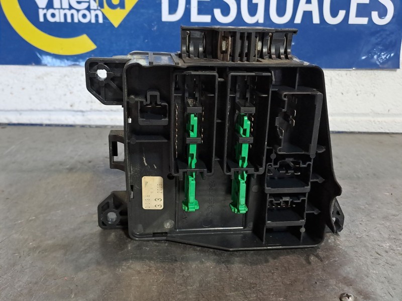 Recambio de caja reles fusibles para mazda premacy (cp) referencia OEM IAM   
