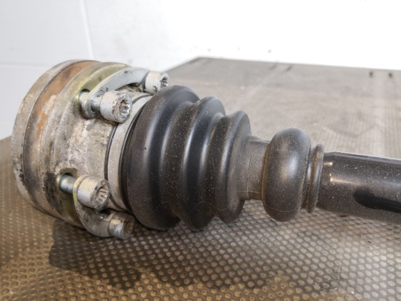 Recambio de transmision trasera izquierda para audi a4 berlina (8e) 1.9 tdi referencia OEM IAM 8E0501203K  