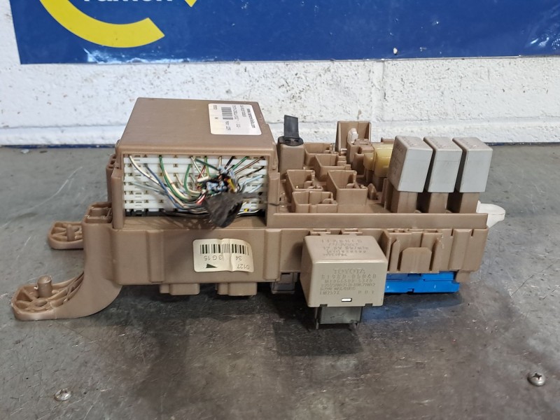 Recambio de caja reles fusibles para toyota corolla (e12)  | 0.02 - 0.07  | 0.02 - 0.07 referencia OEM IAM   