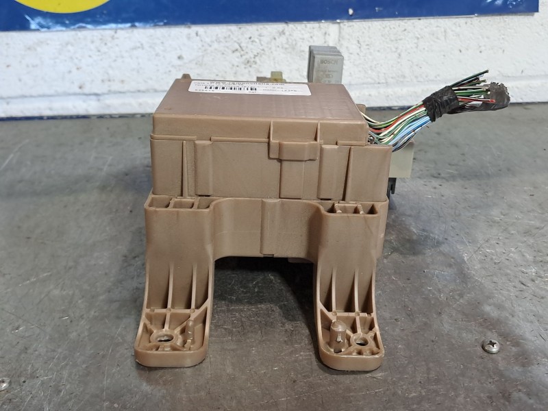 Recambio de caja reles fusibles para toyota corolla (e12)  | 0.02 - 0.07  | 0.02 - 0.07 referencia OEM IAM   