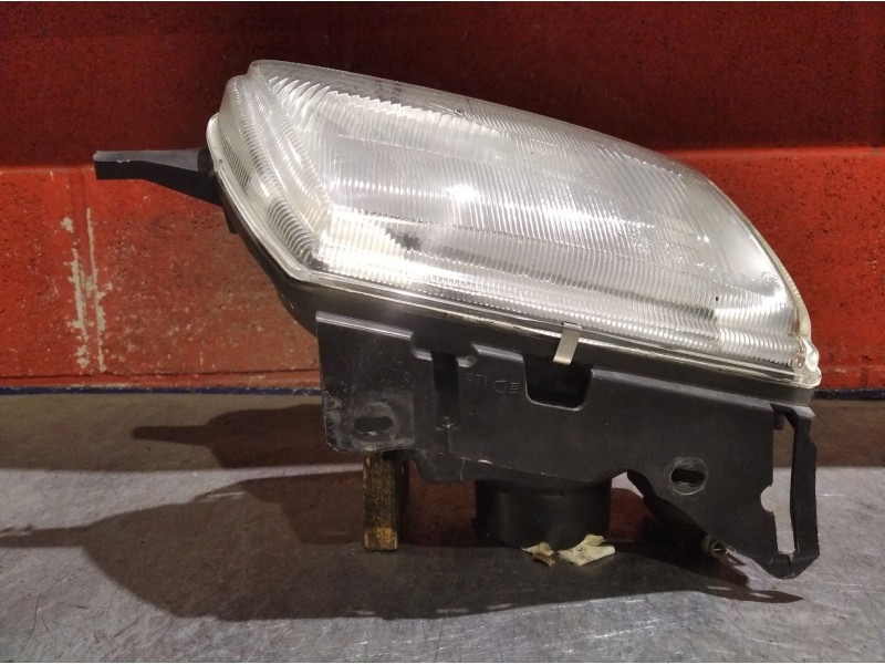 Recambio de faro derecho para citroen saxo referencia OEM IAM   